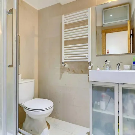 Apartment M60-terrace Central *